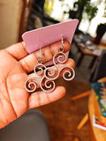 Boucles d'oreilles Triskel en bois de noyer