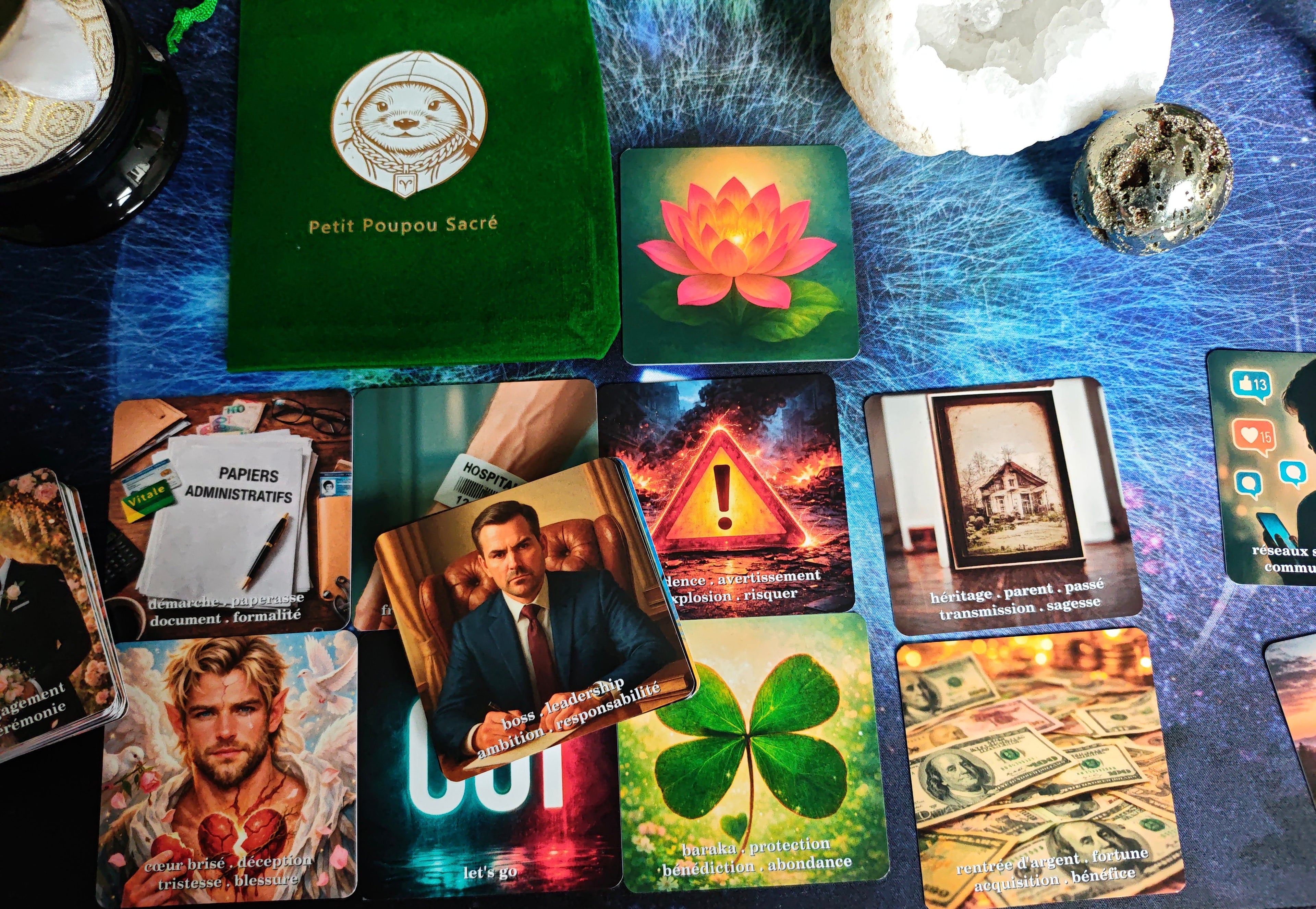 Petit Poupou Sacré - Oracle Divinatoire artisanal de 60 cartes