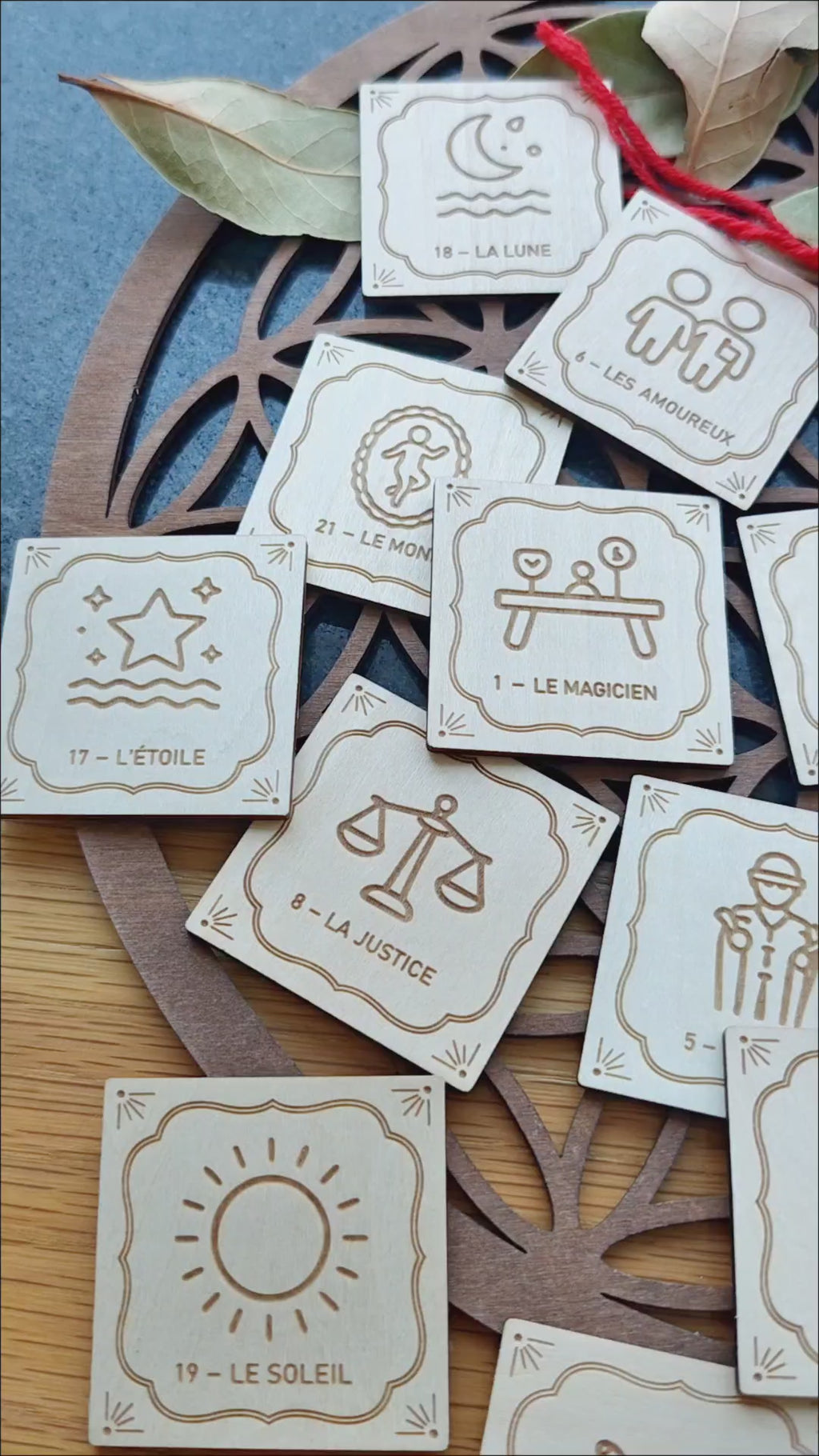 Oracle Sylva Sacra Arcana en bois de bouleau – 23 pièces