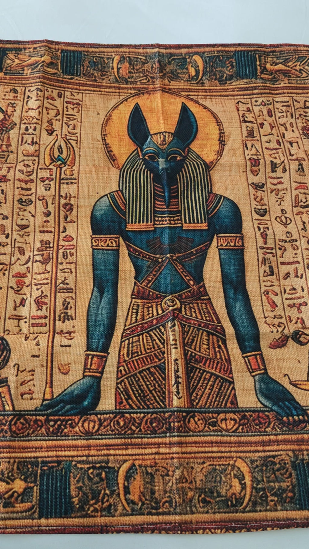 Tapis Tarot Anubis Égyptien 75x75 cm – Tissu Mystique Protection & Rituel